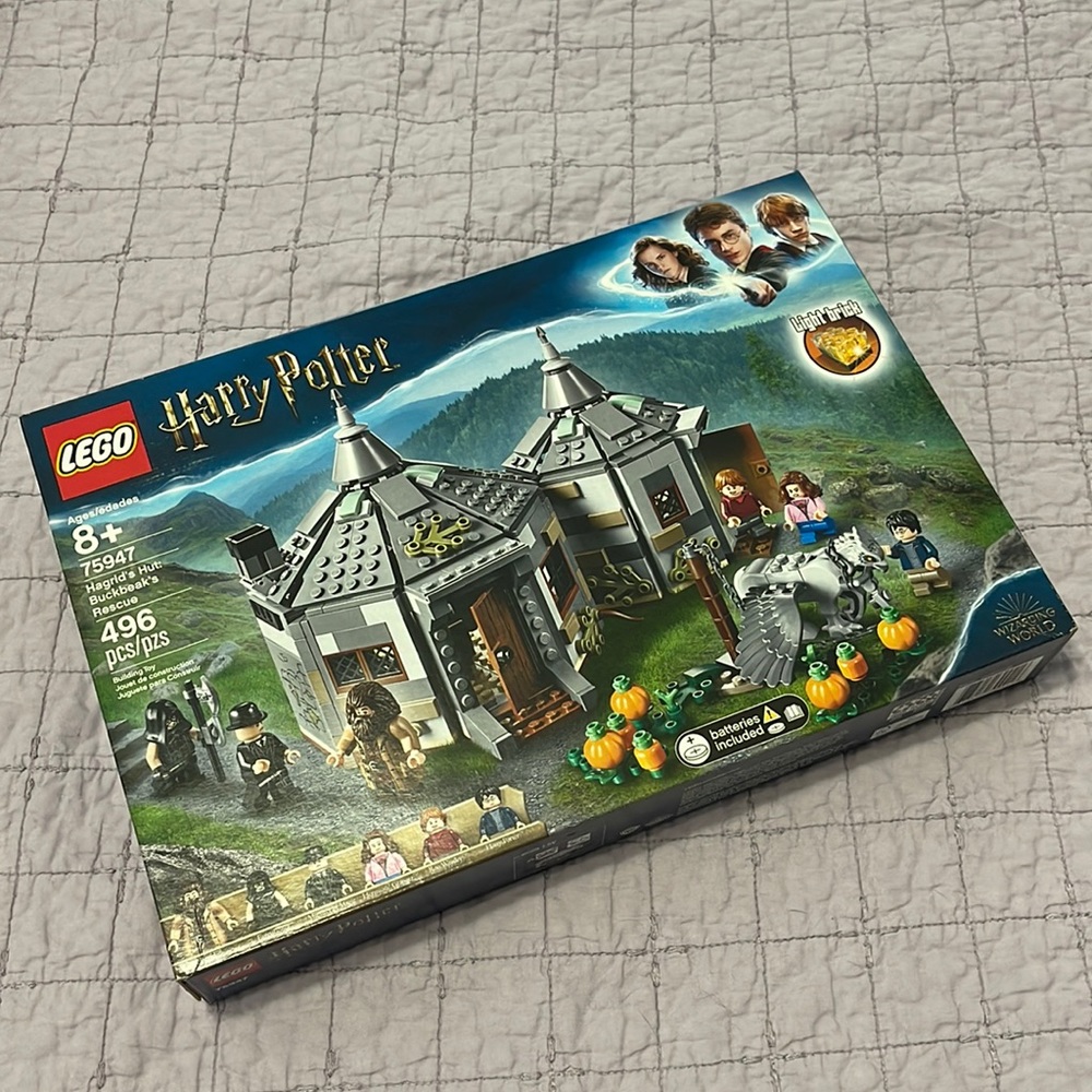 Harry Potter Lego Set - NEW IN BOX - Hagrid’s Hug: Buckbeak’s Rescue